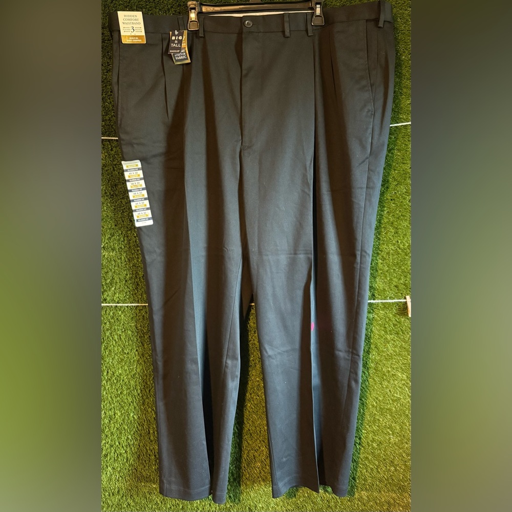 48x30 Classic Fit Haggar Premium Khaki’s